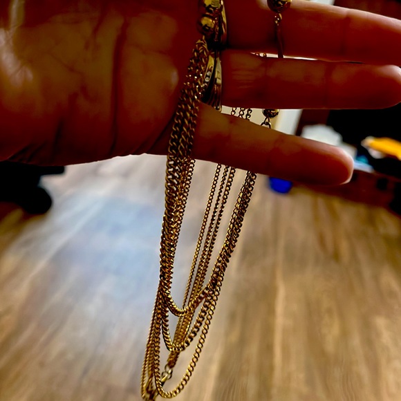 Vintage Gold tone 3 chain with beads long 16” long. - Picture 10 of 10